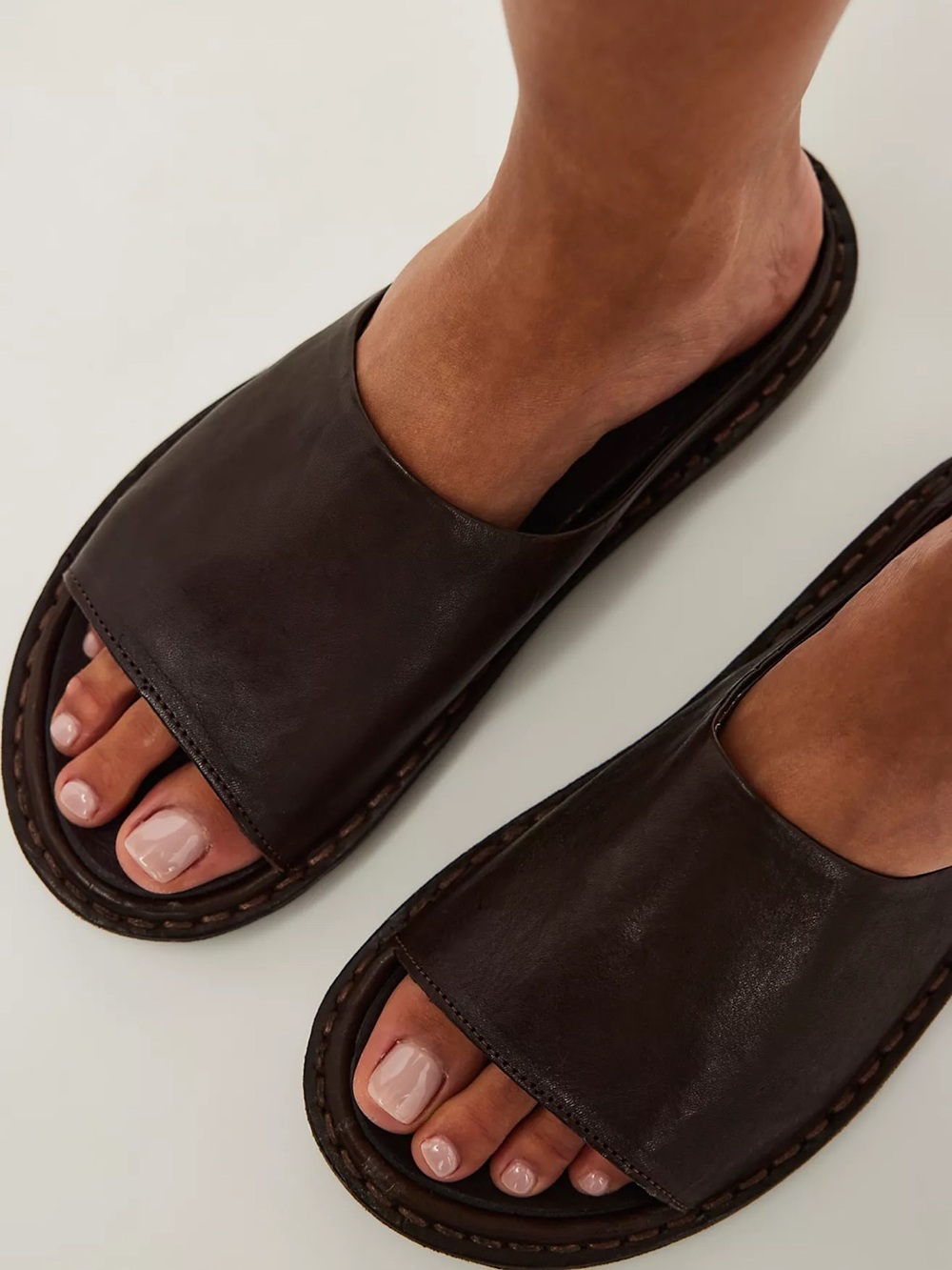 VIBAe Saint Tropez Slide Sandals cocoa brown